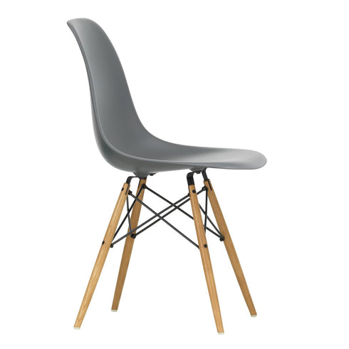 Cadeira Eames em Plástico DSW / Base maple